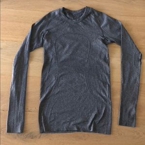 Lululemon Swiftly Tech Long Sleeve , size 4